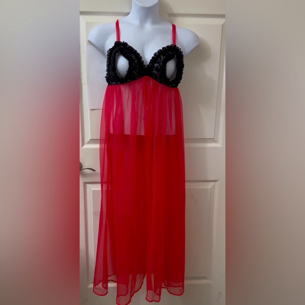 Vintage Startogs of Hollywood sheer nightgown size M
